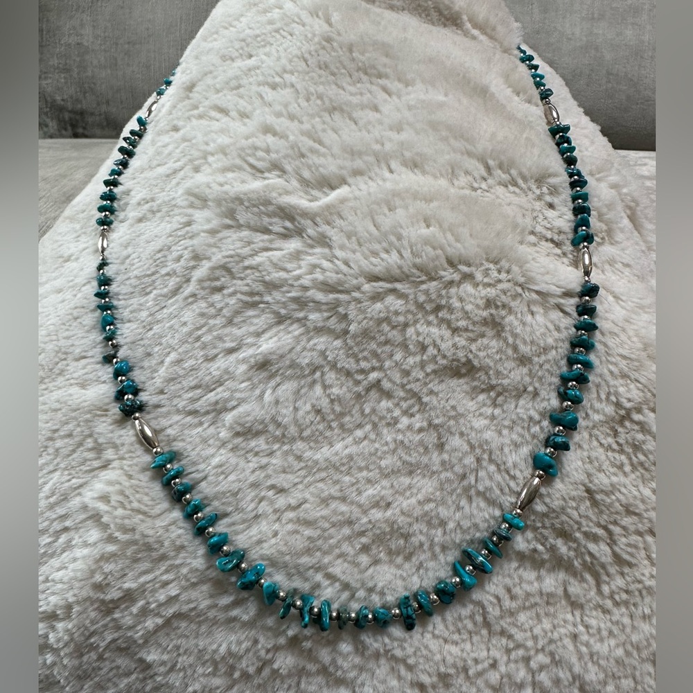 VINTAGE, NAVAJO GENUINE TURQUOISE & STERLING SILVER LONG NECKLACE 24” LONG OS